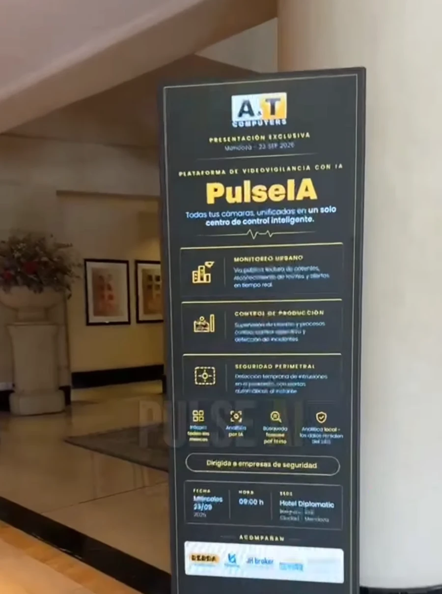 Banner de la presentación de PulseIA en el Hotel Diplomatic