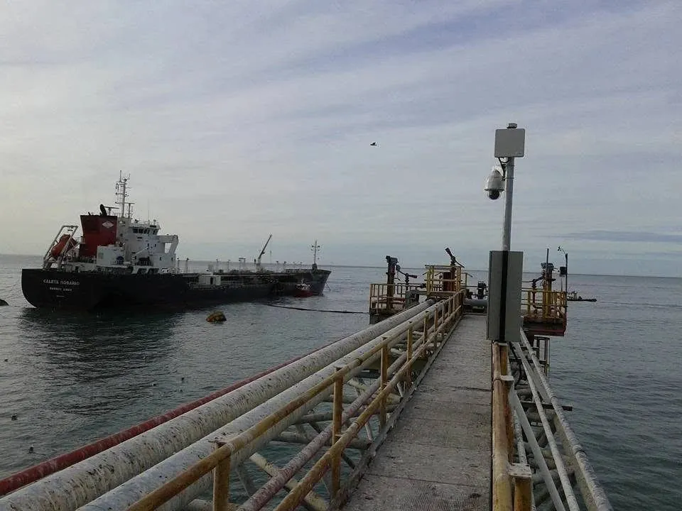 YPF ports and refineries